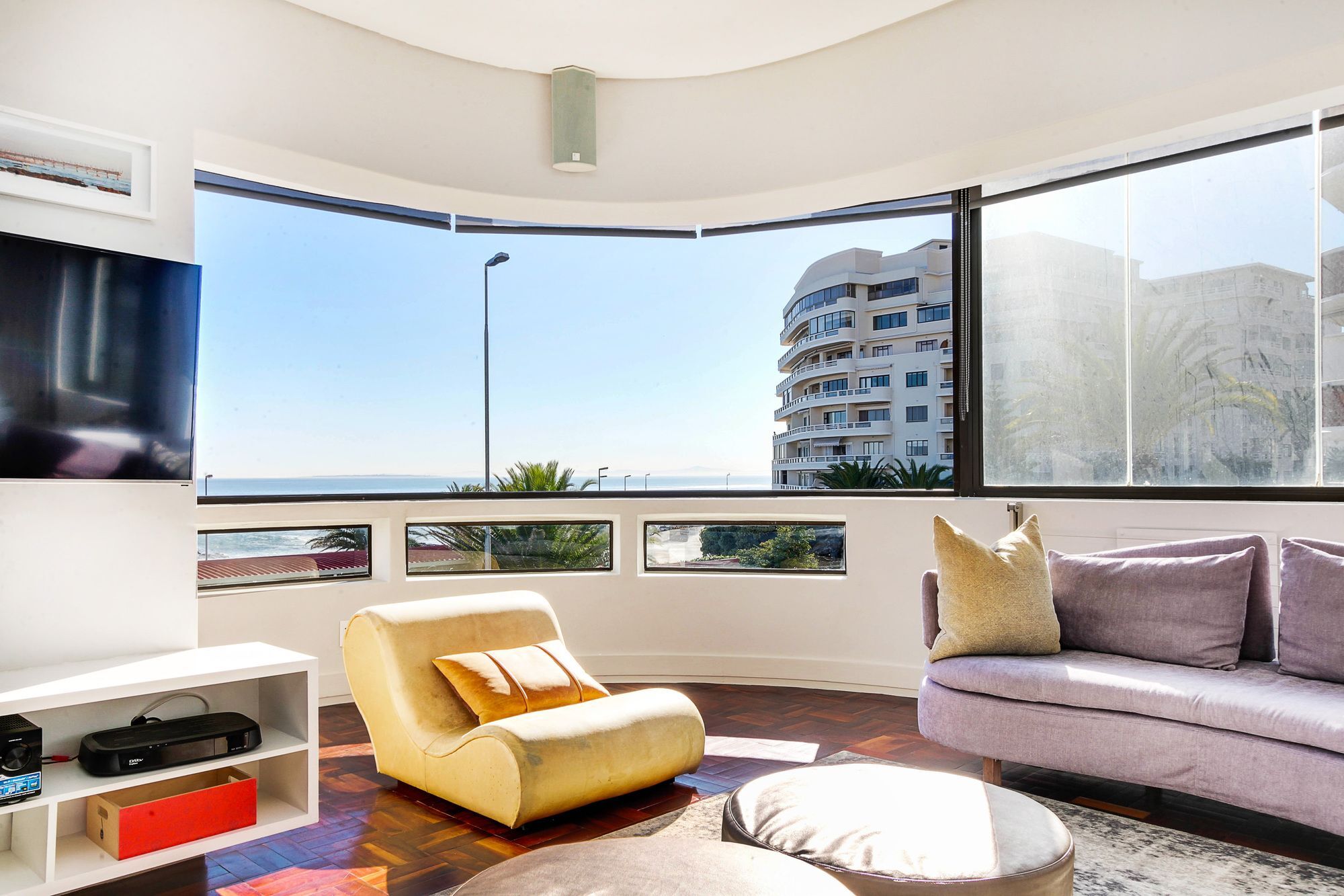 Backup Powered Sea View Apartment On The Promenade Fokváros Kültér fotó