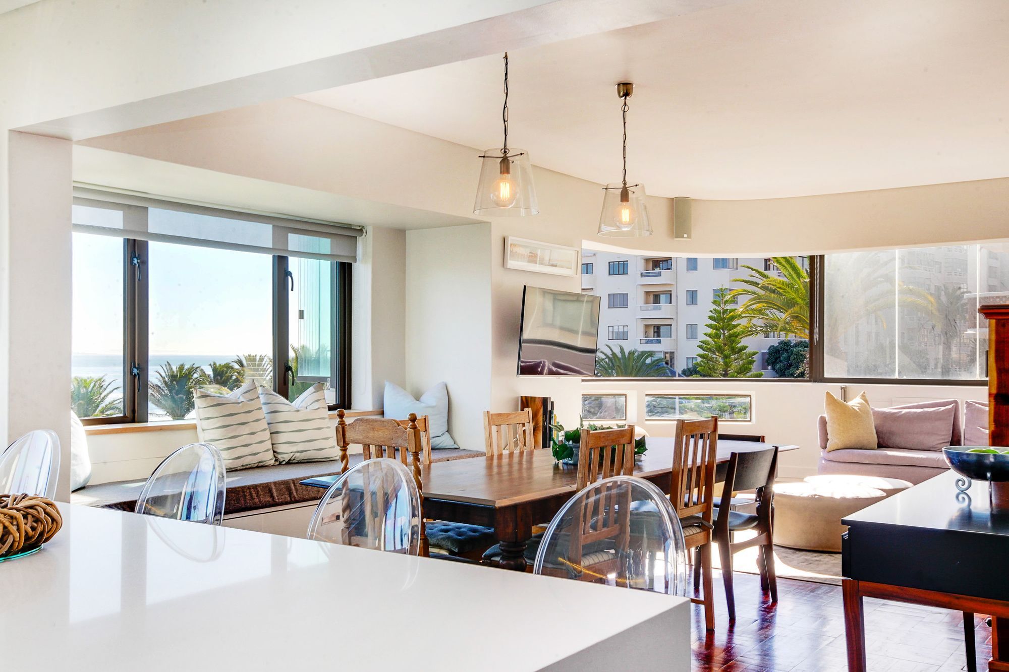 Backup Powered Sea View Apartment On The Promenade Fokváros Kültér fotó